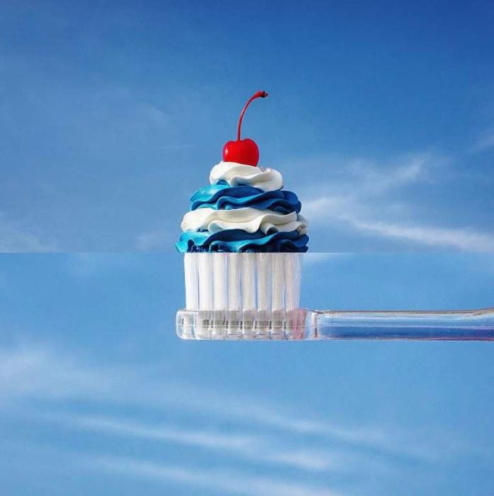 Fotomontajes - cepillo de dientes frosting