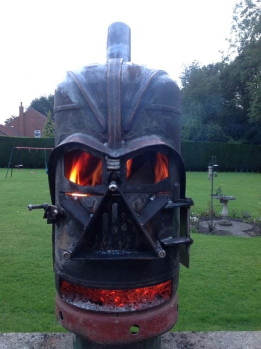 horno de hierro con la forma de Darth Vader