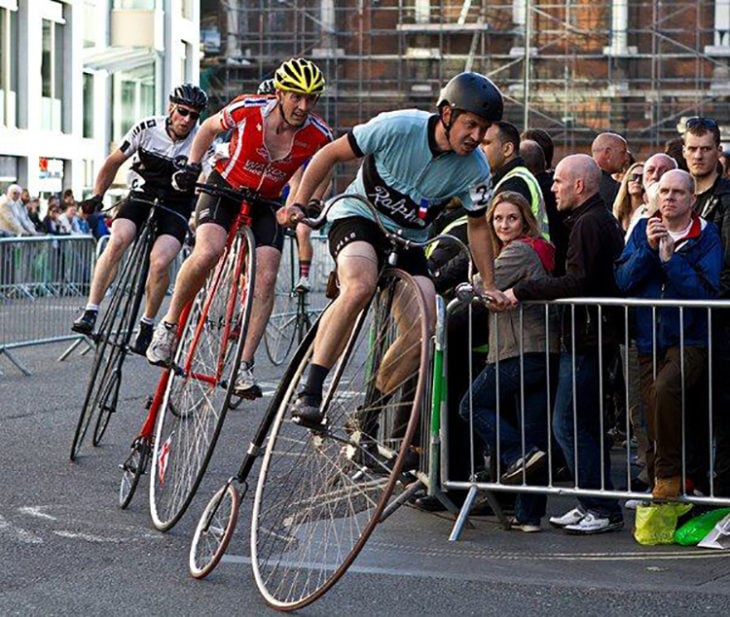 carrera de bicicletas antiguas