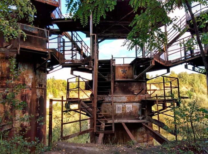 Este fue el set para la lista de Schindler, el campo de concetrantación esta abandonado ahora