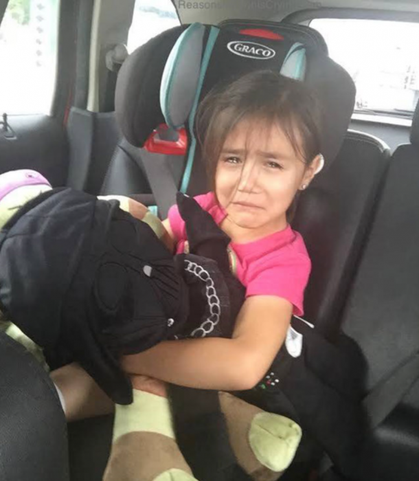 niña llorando darthvader