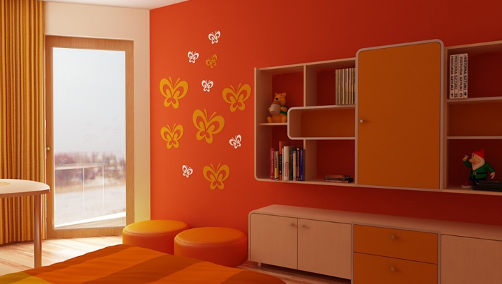 habitacion con pared color naranja 