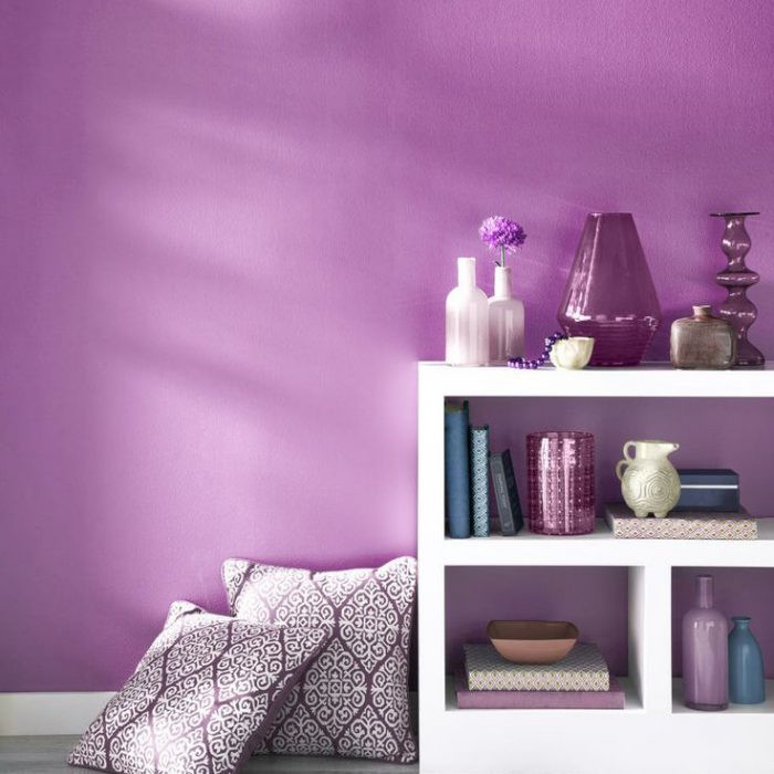 habitación color morado