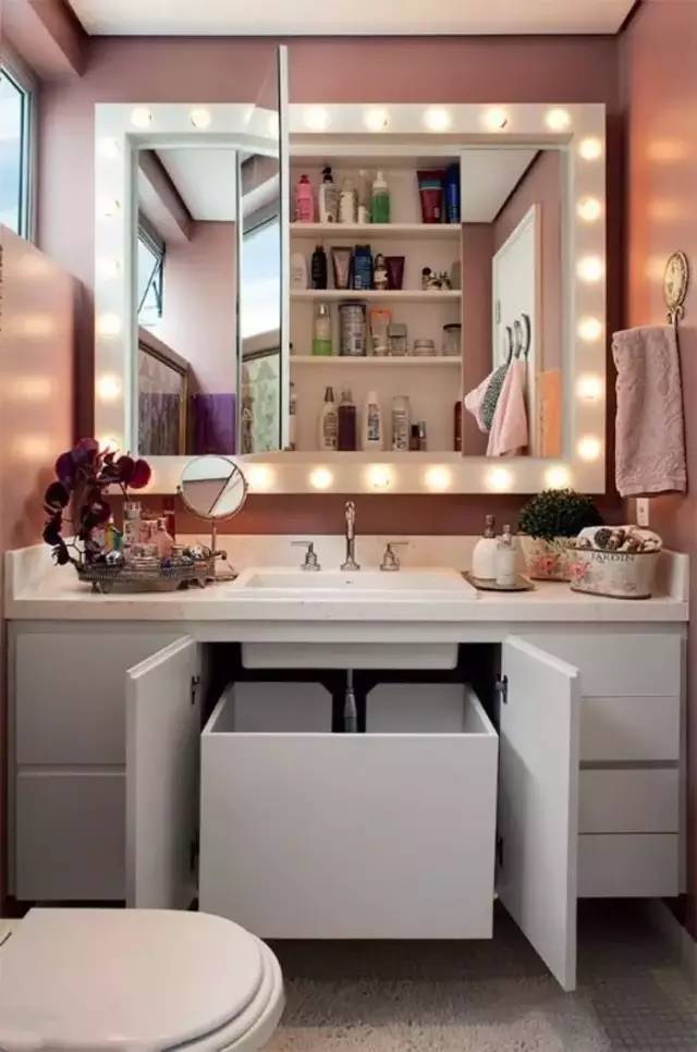 15 Originales tips para darle a tu baño mucho más estilo