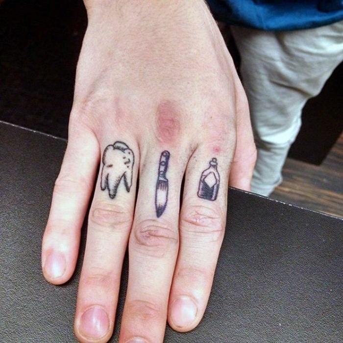 Fingers tattoo