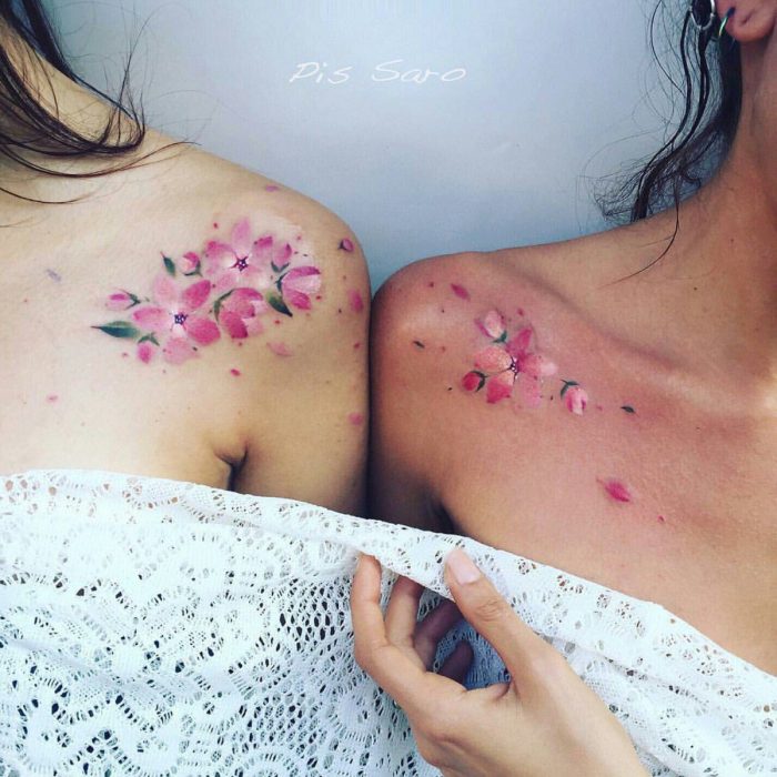 flores tatuaje