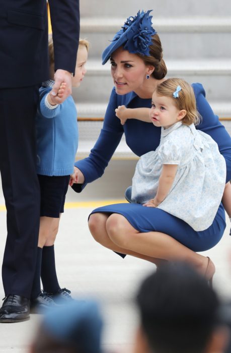 kate middleton regañando a georgie 