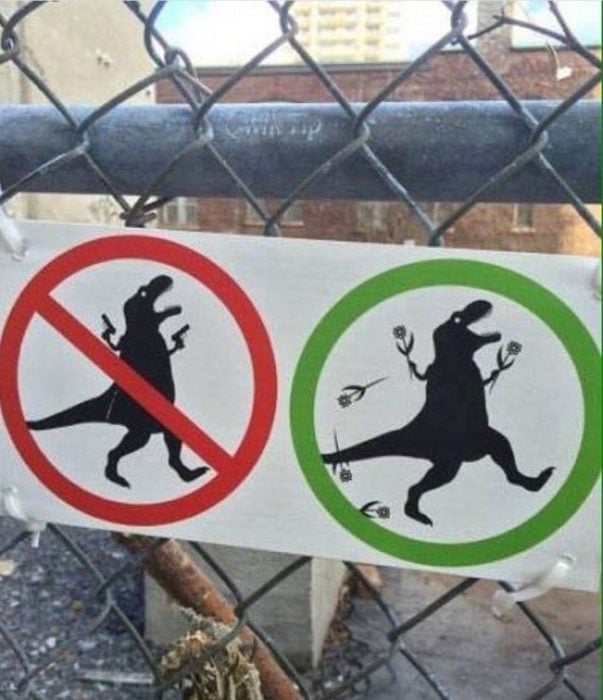 prohibidos dinosaurios armados