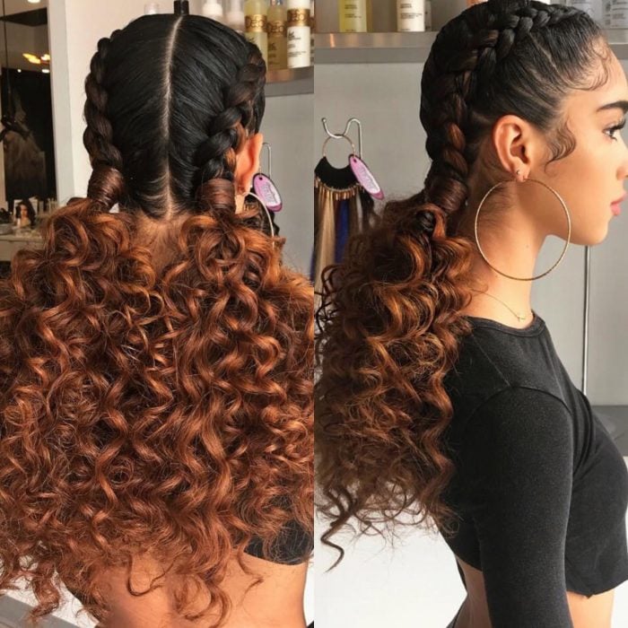 chica con trenzas con coletas llenas de rizos