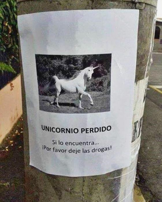 cartel de unicornio 