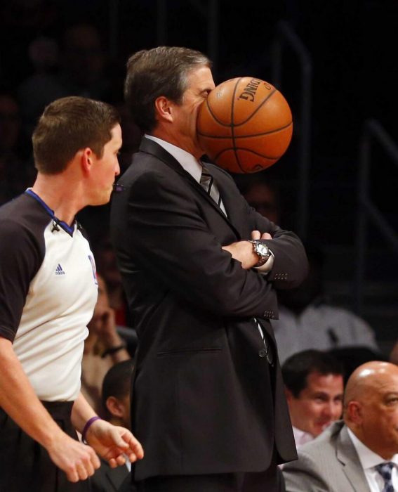 balonazo al rostro de un hombre 