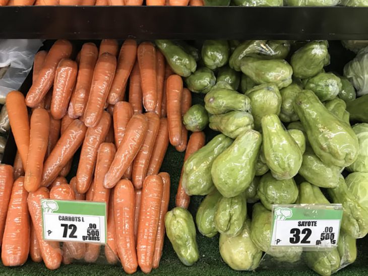 vegetales envueltos en plástico 