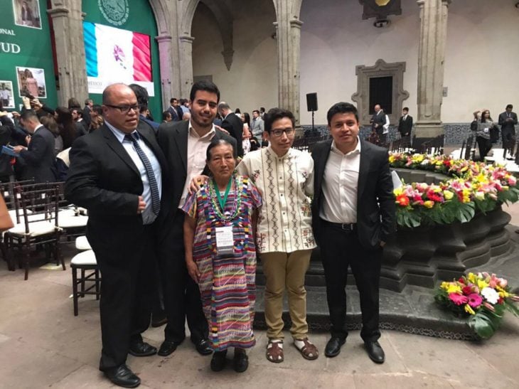 familia en graduación 