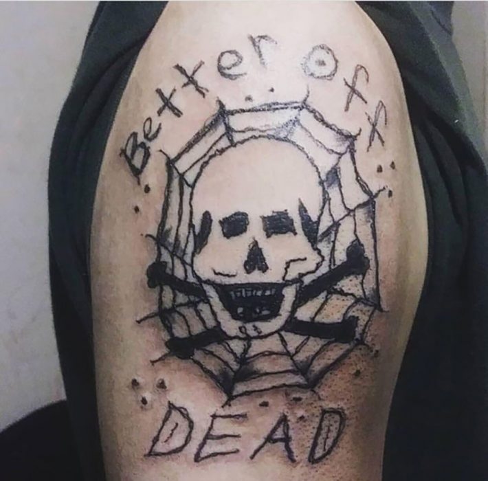 tatuaje feo de calavera 