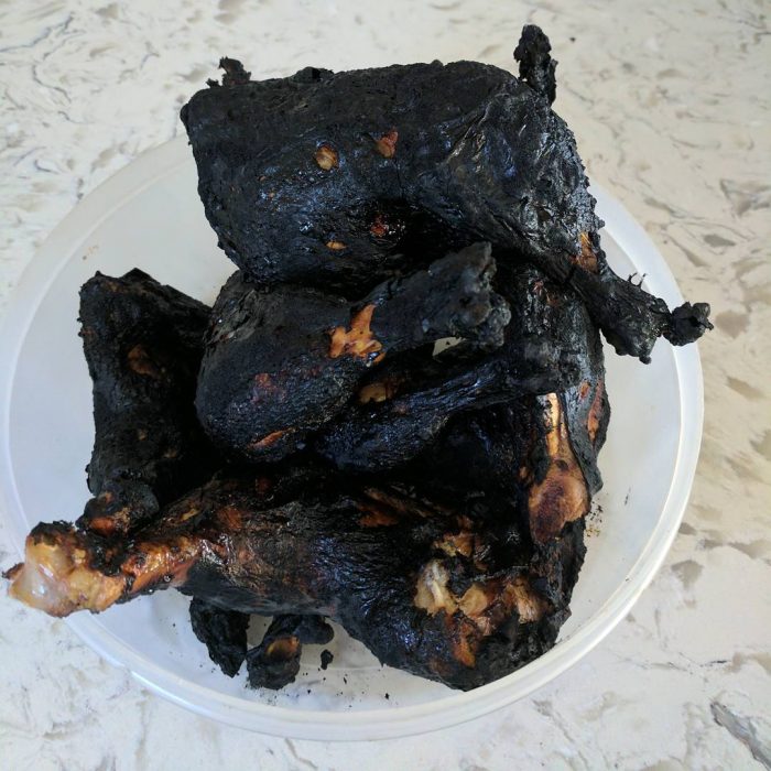 pollo quemado