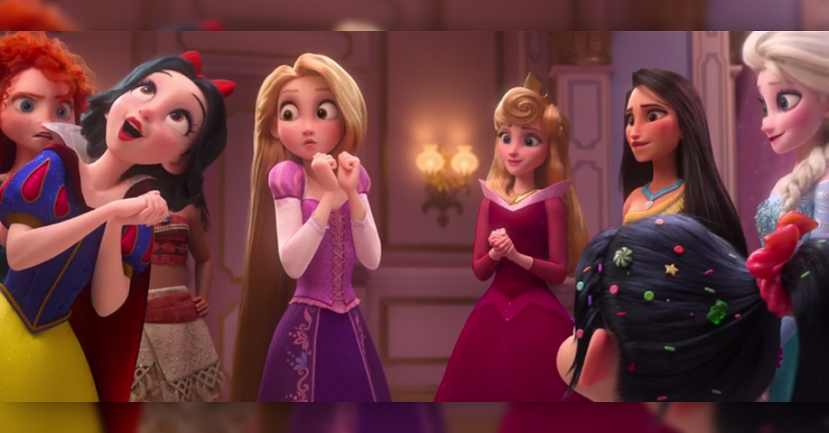Patológico Tener un picnic Vibrar Mira cómo lucen las princesas Disney en Ralph rompe Internet