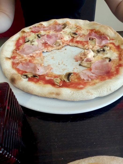 pizza comida desde el centro 