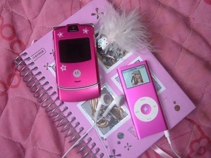 iPod y Motorola rosas