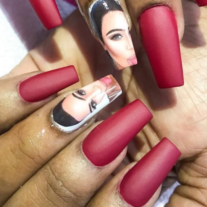 uñas de kim kardashian 