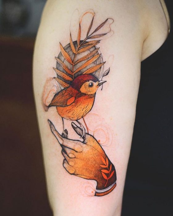 tatuaje de una pequeña ave