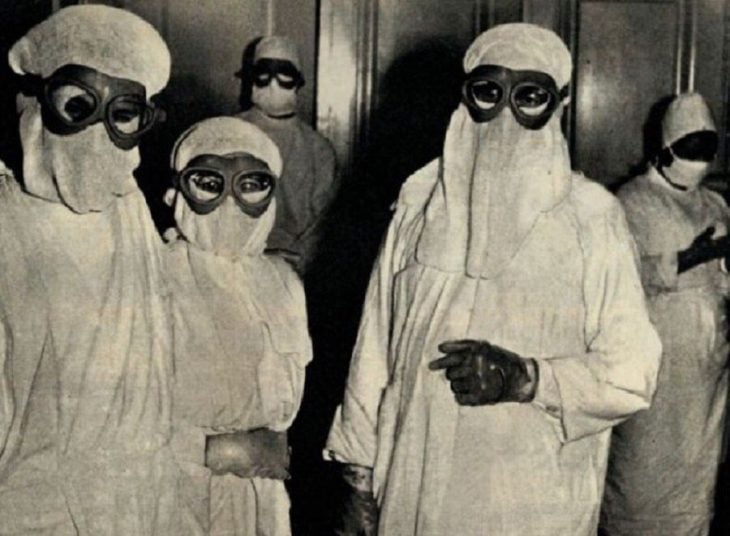 Ropa de protección médica, Polonia, 1963