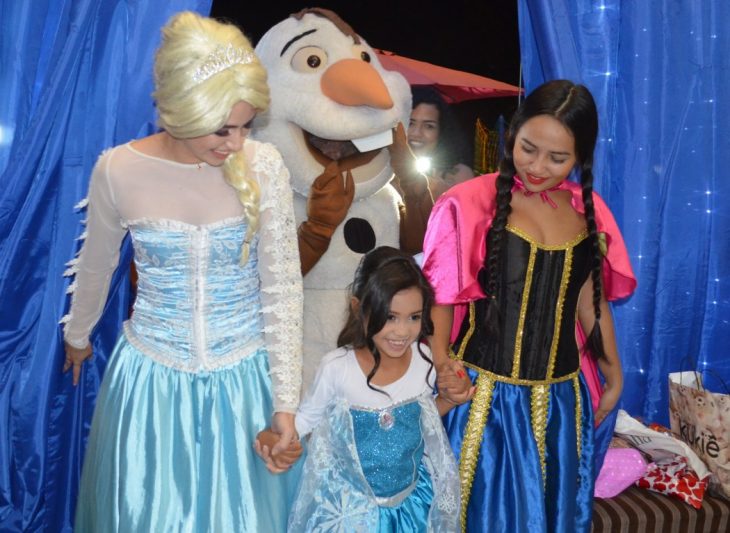 fiesta de frozen para niña 