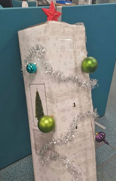 árbol en caja decorado 