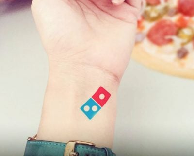 tatuaje de domino's pizza