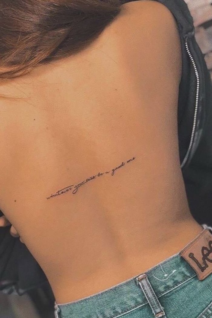 11 Femeninos y atractivos tatuajes para decorar tu espalda