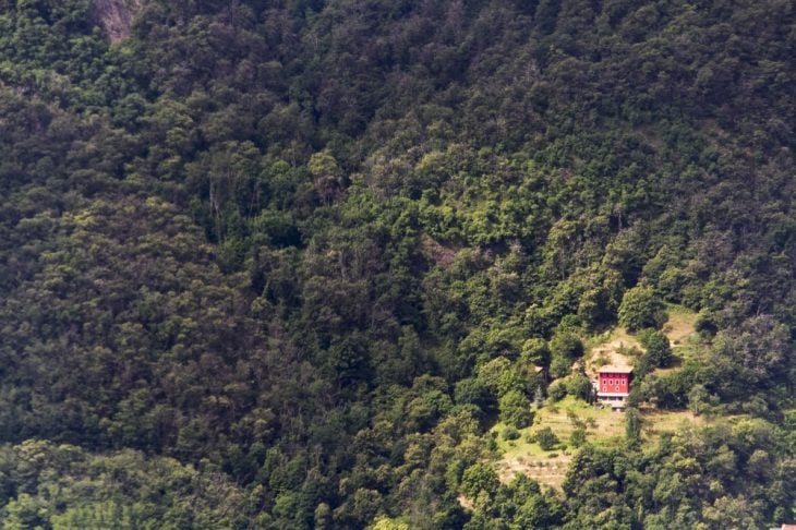 casas aisladas del mundo para ermitaños