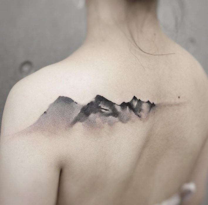 tatuaje de montaña 