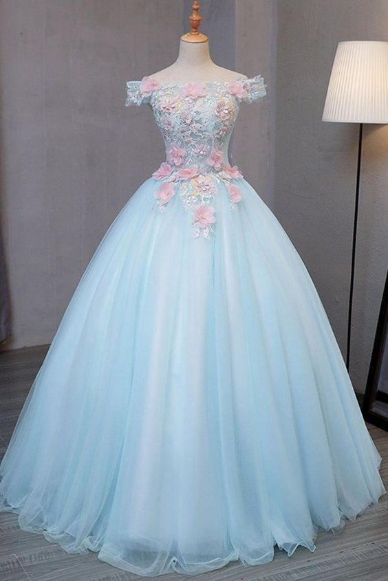 17 Hermosos vestidos para robar miradas en tus XV años 17 Hermosos vestidos para robar miradas en tus XV años